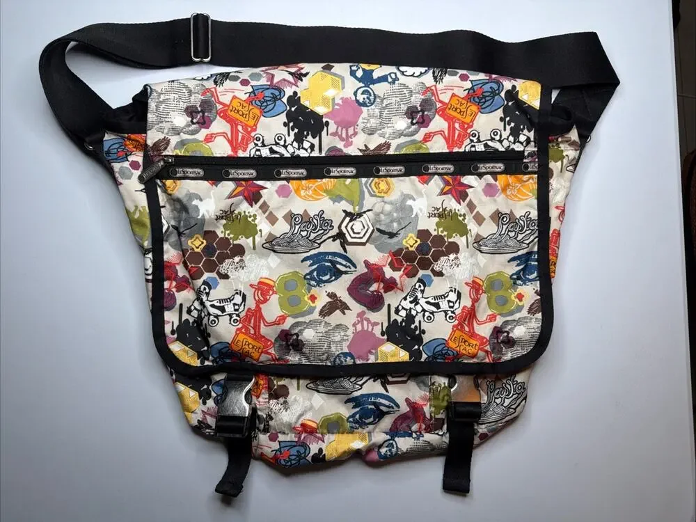 LeSportSac Large Messenger Weekender Bag California Rare Design Cartoon Pasta